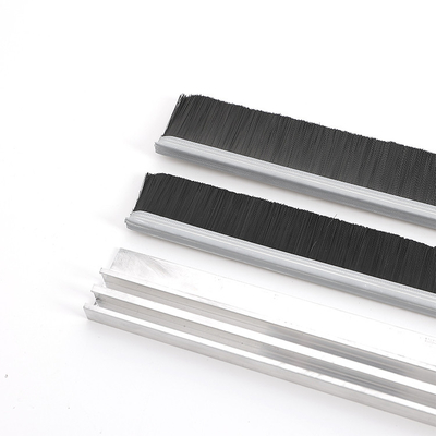 Grijze aluminium raam en deur weerstrook voor stofdichtheid in moderne eenvoudige stijl