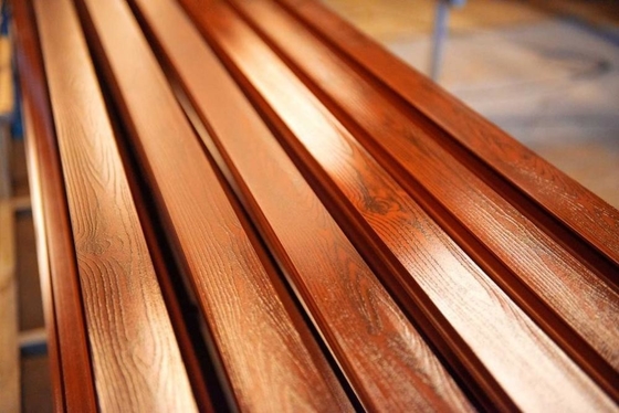 Simil Hout Aluminium Hout Graan Poedercoating Profiel Voldoet Aan Internationale Normen