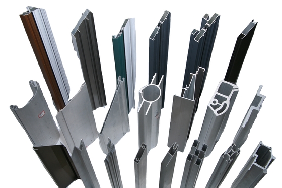 Persoonlijke 6063 T5 T6 aluminium profielen voor deuren en ramen Dikte 0,8 mm-2,0 mm