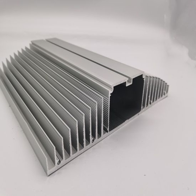 Industriële profielen van aluminium van de serie 6000 voor aangepaste temperatuurregeling van de dikte
