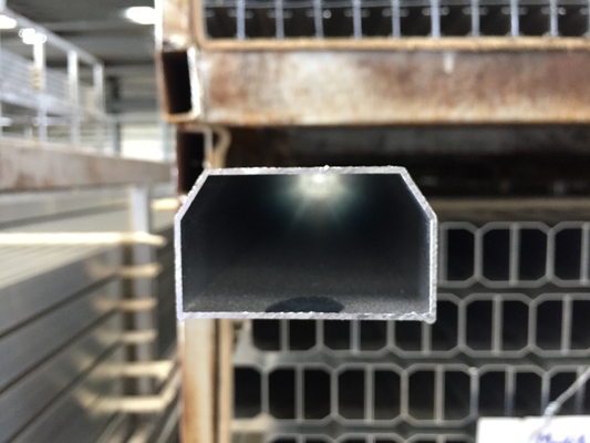 Poedergecoate aluminiumprofiel voor op maat gemaakte venster- en deuroplossingen legering 6082