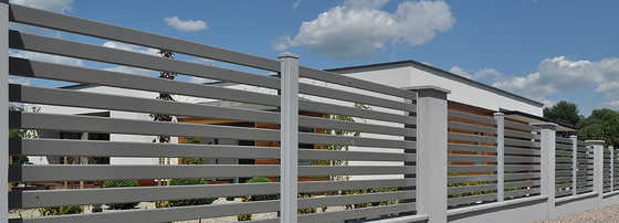 Verticale aluminiumpubbel hek voor buiten decoratieve tuin met massieve zwarte poedercoating