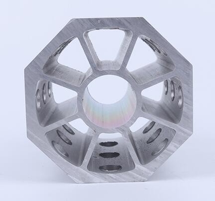 ±0,13 Tolerantie van aluminiumbuis voor montagelijnen voor carrosserie in wit in de automobielindustrie