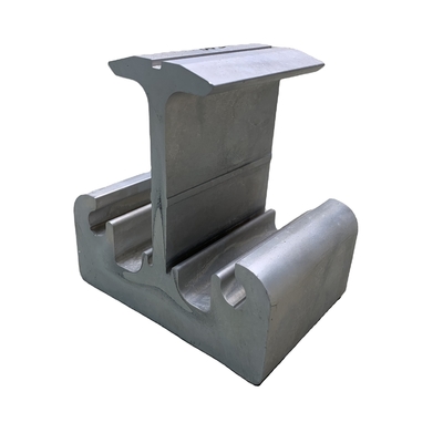 Temperatuur T4-T5-T6 6061 T6 Op maat gemaakte zilveren geanodiseerde extrusie aluminium treinbaan