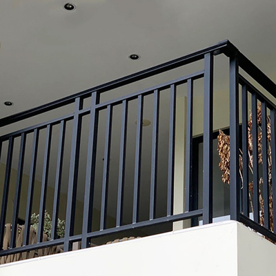 Decoratief paneel Custom Fencing Gate met 5.8-6.0M Lengte T5 Zwart Aluminium Railing
