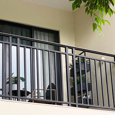 Decoratief paneel Custom Fencing Gate met 5.8-6.0M Lengte T5 Zwart Aluminium Railing