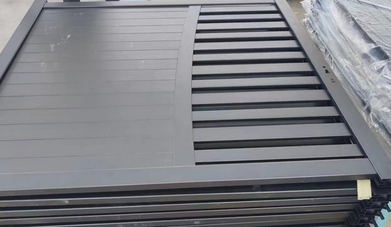 Custom Outdoor Metal Fence Panels Modern Design Aluminium DIY Fence Profielen Tolerantie ±1%