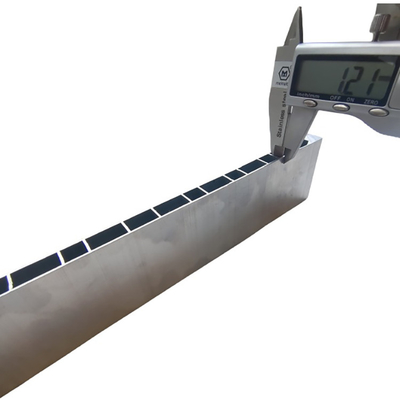 Persoonlijke kleur 0,5 mm tolerantie aluminium extrusie profielen voor de automobielproductie