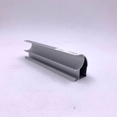 Snijdienst voor naar Oekraïne geëxporteerde aluminium geextrudeerde deur- en raamprofielen
