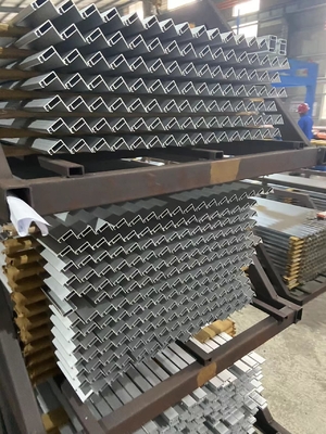 6063 Aluminium legering V slot Aluminium hoekprofiel voor duurzame en sterke structuur