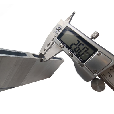 Industriële aluminiumprofiel 6061 6063 6082 T5 T6 Aluminium extrusie voor diepgewerkt