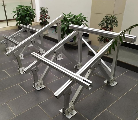 Aluminiumprofielen op maat voor montage van zonnepanelen 2023