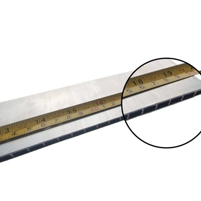 Decoiling van platte panelen van zilveren aluminium met extrudering voor extra grote constructies