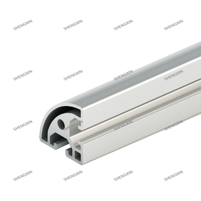 Op maat gemaakte zilveren geanodiseerde aluminiumprofielen met energiebesparende en buigservice