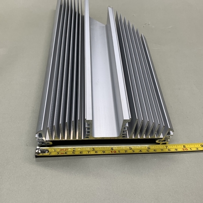 Vierkant poeder gecoate aluminium industriële verwarmingsprofielen voor maatwerk