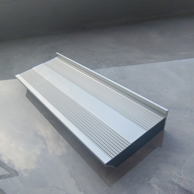 Poedergecoate aangepaste aluminiumprofielen Extrusie voor ramen en deuren