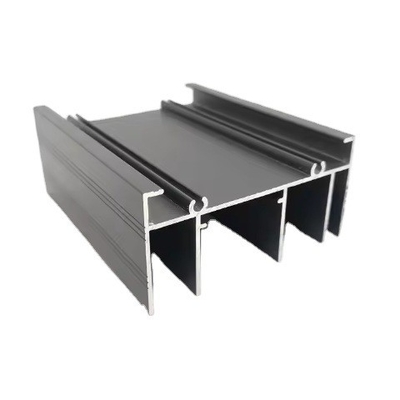 Aluminiumprofielen voor extrusie met bewerking in blanke en zwarte kleur