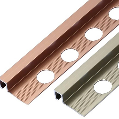 Aluminiumvloerprofielen voor het afdekken van vloeren Aluminiumvloerprofielen voor de overstap van vloeren voor een hoge tolerantie ±1%