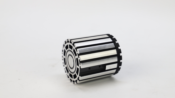 Legering of niet is legering 6063 Persoonlijke zilver geanodiseerde aluminium extrusieprofielen Ronde buizen