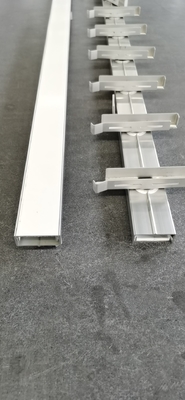 Verbeter uw tuin hek met Grade 6000 serie half verborgen aluminium louver profielen