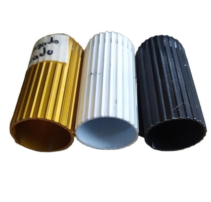 Op maat gemaakte vensterdeurtubes De Aluminio L20 Aluminium Alloy 6063 Aluminium Alloy Dorado