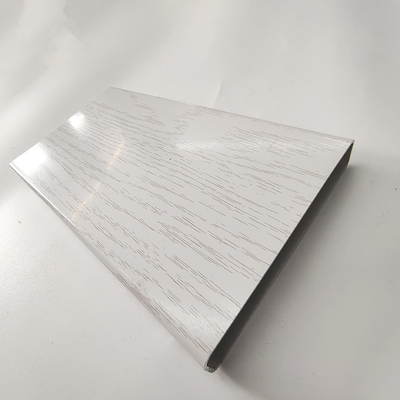 5.8-6.0M Lengte 3D houtkorrel aluminium extrusie profielen voor ramen deuren pergola vloer