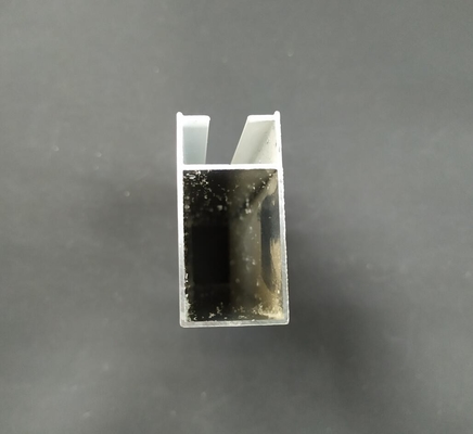 Chemische samenstelling Profielen van aluminiumlegering voor deuren en ramen 5.8-6.0M Lengte