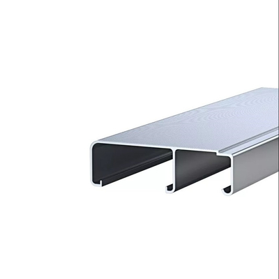 Voldoen aan de GB-standaard voor aangepaste kleuren aluminium-extrusieprofielen voor aluminiumdekken