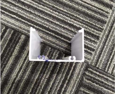 Chemische samenstelling Schuifdeurprofielen van aluminiumlegering met Cabezal en Zoclo