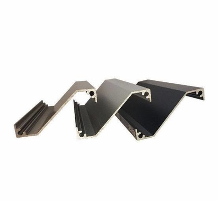 Buitenste weerluik Vensterluik Aluminiumluik in molenafwerking en zilveren geanodiseerd profiel