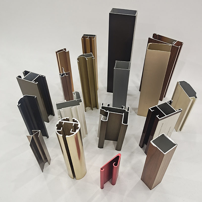 Houtkorreltransfer-aluminium-extrusie voor vensterprofielen in Midden- en Zuid-Amerika