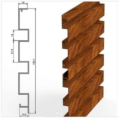 Aluminium leisteen met hout effect verf Perfecte combinatie van sterkte en stijl