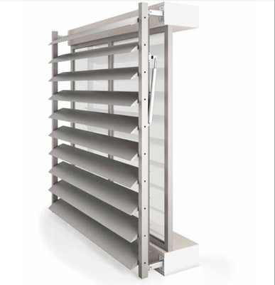Poedergecoate profielen van aluminium lamellen voor zonnebrekers en blinds in Europa