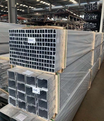 Tolerantie ± 1% Aluminiumprofielen voor deuren en ramen om aan de eisen van de klant te voldoen