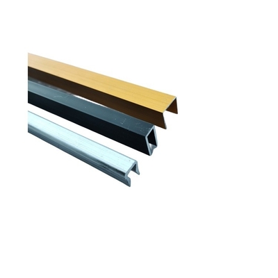 Gepolijste geborstelde geanodiseerde poedercoated houtkorrel aluminium profielen voor deuren en ramen