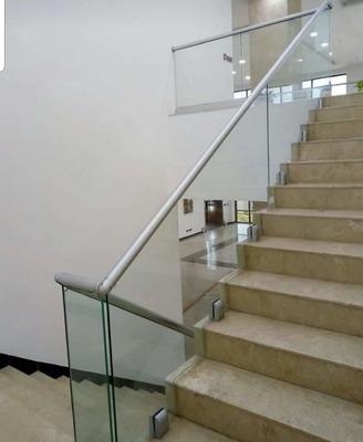 Extrudeerd aluminium U-kanaalprofiel voor balustrade van balkonen zonder raam van Shengxin