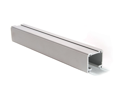 Op maat gemaakte aluminium hekpanelen met metalen hekpost en aluminiumprofiel
