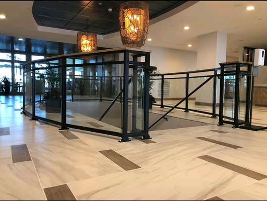 Aluminium-extrudeerde profielen voor het anodiseren van U-kanaalglasrailingen voor balustrades zonder raam