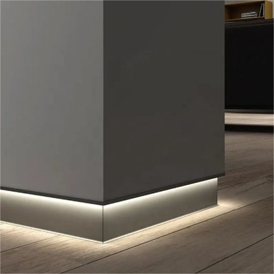 Push and Pull PVC Custom Moderne vloervoetwerk Verlichtingsprofiel met LED-licht