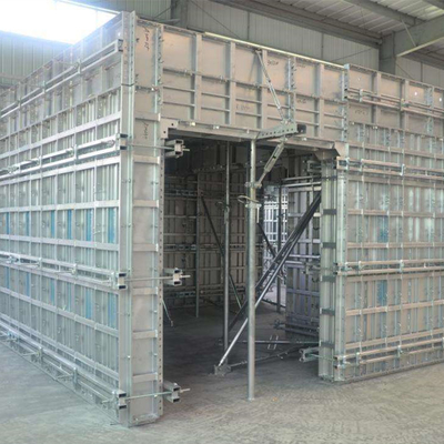 PVC hoofdmateriaal T5 T6 aluminiumprofielen met extrusie voor bouwvormsysteem