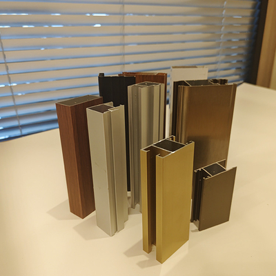 Moderne Shengxin 6000-serie Custom Aluminium Extrusion Profile voor ramen en deuren Geen houttype