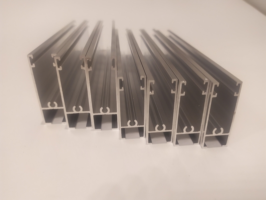 Peru Aluminiumprofielen voor ramen en deuren 6063 Persoonlijk aluminiumprofiel Tolerantie ±0,13%