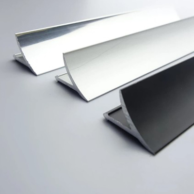 6063 T5 Aluminium overgangsband op maat van monsters of tekeningen voor wandpaneel