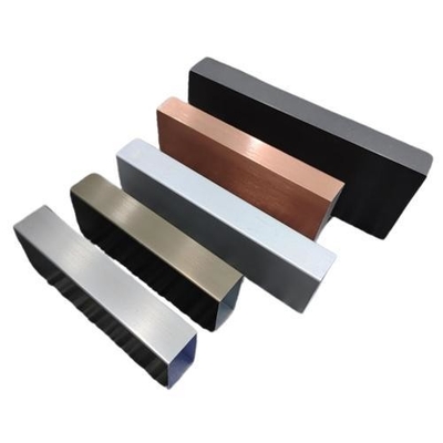 Natuurlijke aangepaste 6063 6061 T5 aluminium profielen voor douche kamer venster en pergola