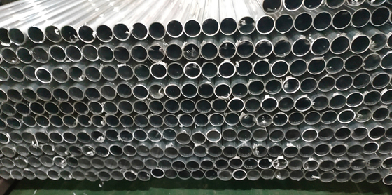 U-vorm extrusie aluminium C-kanaal spoorprofielen aangepast polijsten voor douche kamer
