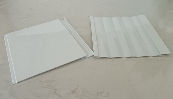 Aangepaste aluminium frame voor ramen Hout Graan Aluminium Profiel Productie Top-frames