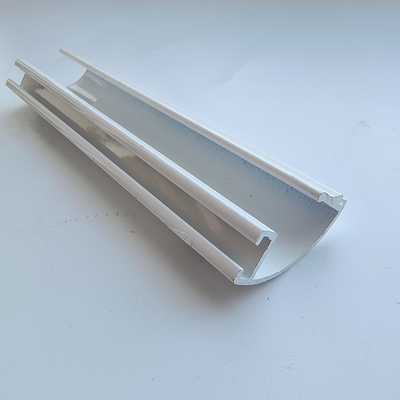 Op maat gemaakte service voor het lassen van aluminiumprofielen in innovatieve constructies