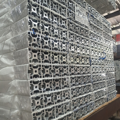 6063-T5 Materiaalklasse 6000-serie Extrudeerd aluminiumprofiel voor werkbankframe