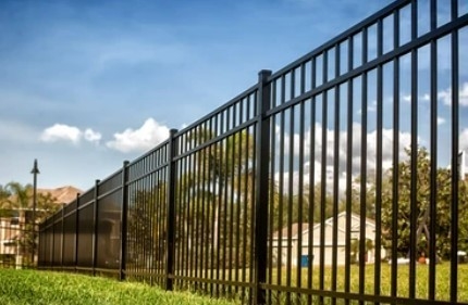 ISO9001/ISO14001/ISO18001 gecertificeerde 6063-T5-poedercoating vierkantbuizen voor hekken