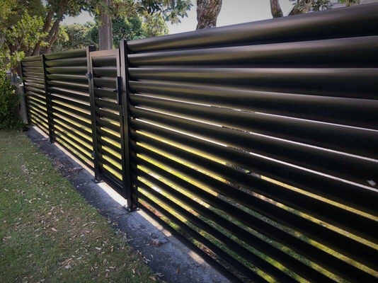 5.8-6.0M Lengte Op maat gemaakte 6063-T5 poedercoating aluminium hekbeugels